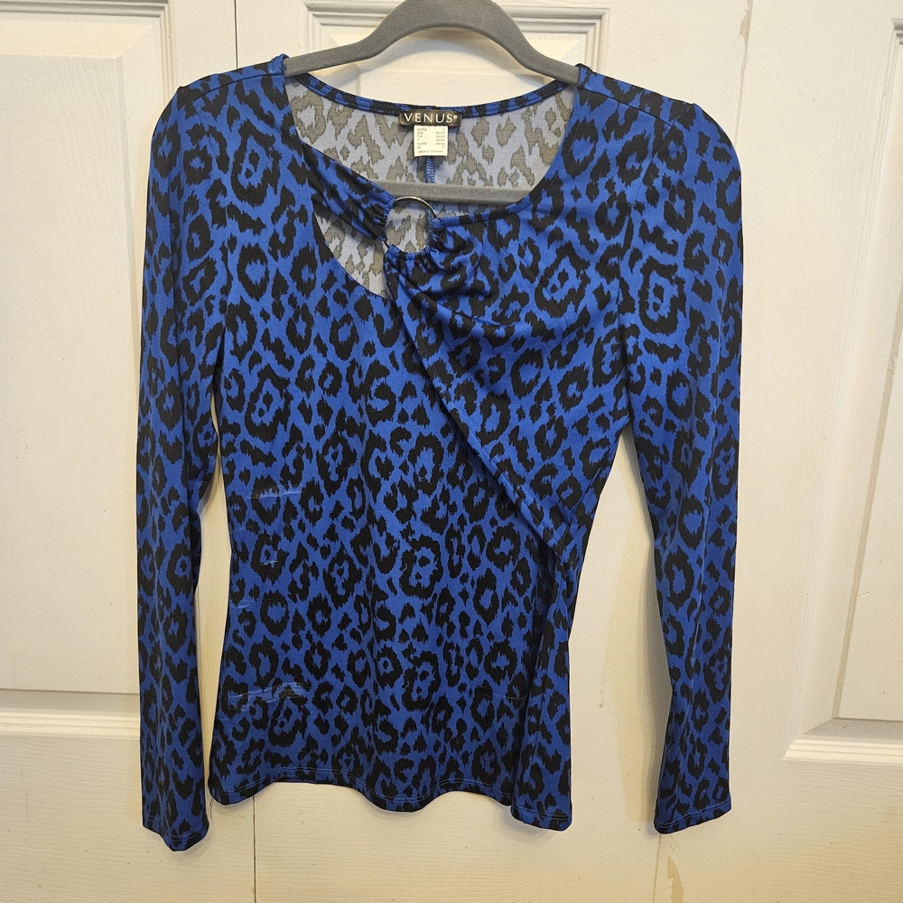 VENUS Royal Blue and Black Leopard Wrap Top with Metal Ring